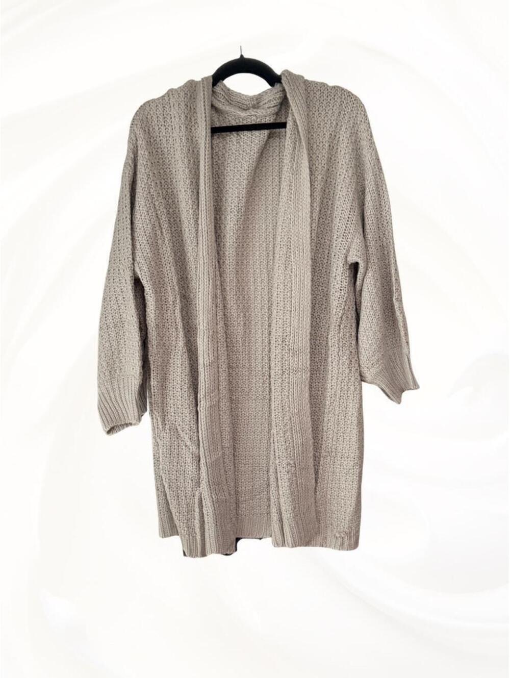 Light grey knit cardigan
